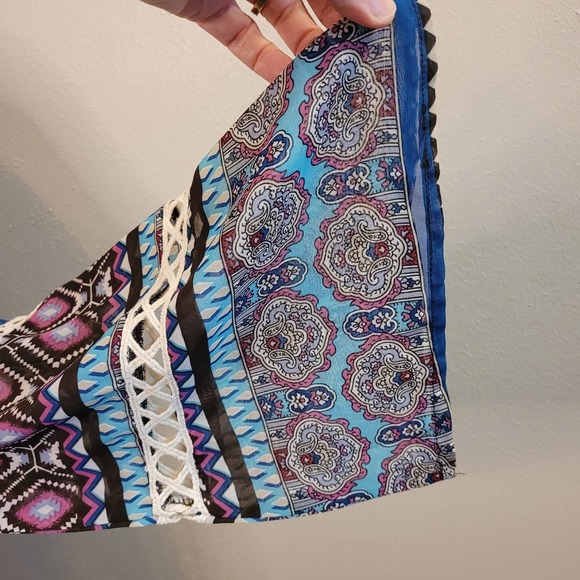 Umgee‎ Women's V-Neck Crochet Trim Paisley Stripe Tassel Popover Boho Size Large - Picture 6 of 12